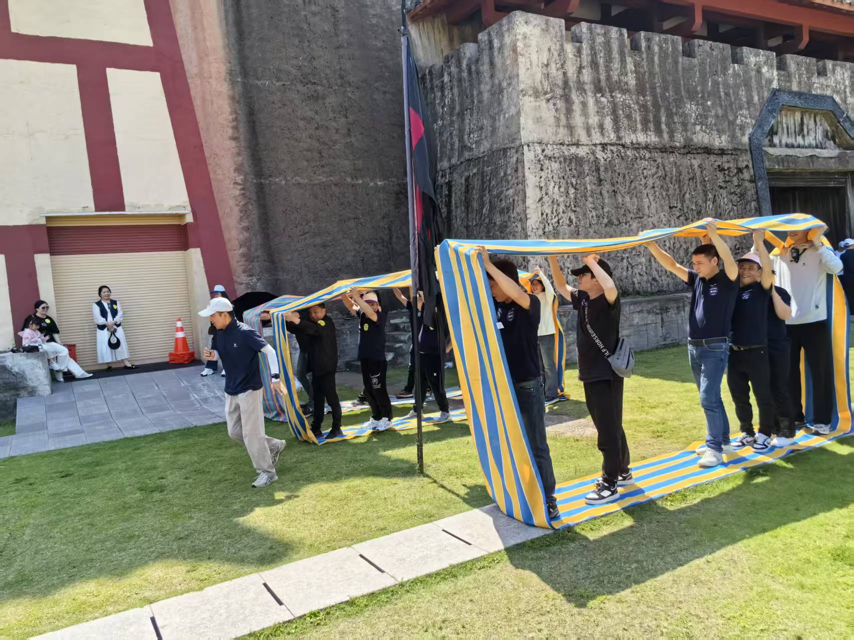 丰富的团建活动